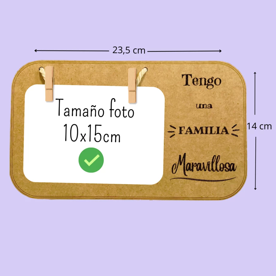 Marco de Fotos Personalizado  "Tengo una Familia Maravillosa".