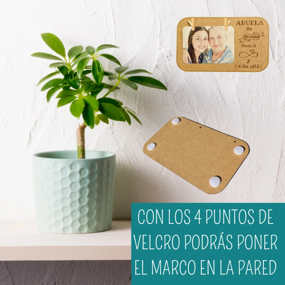 Marco para fotos  "Abuela te quiero hasta el infinito y más allá"