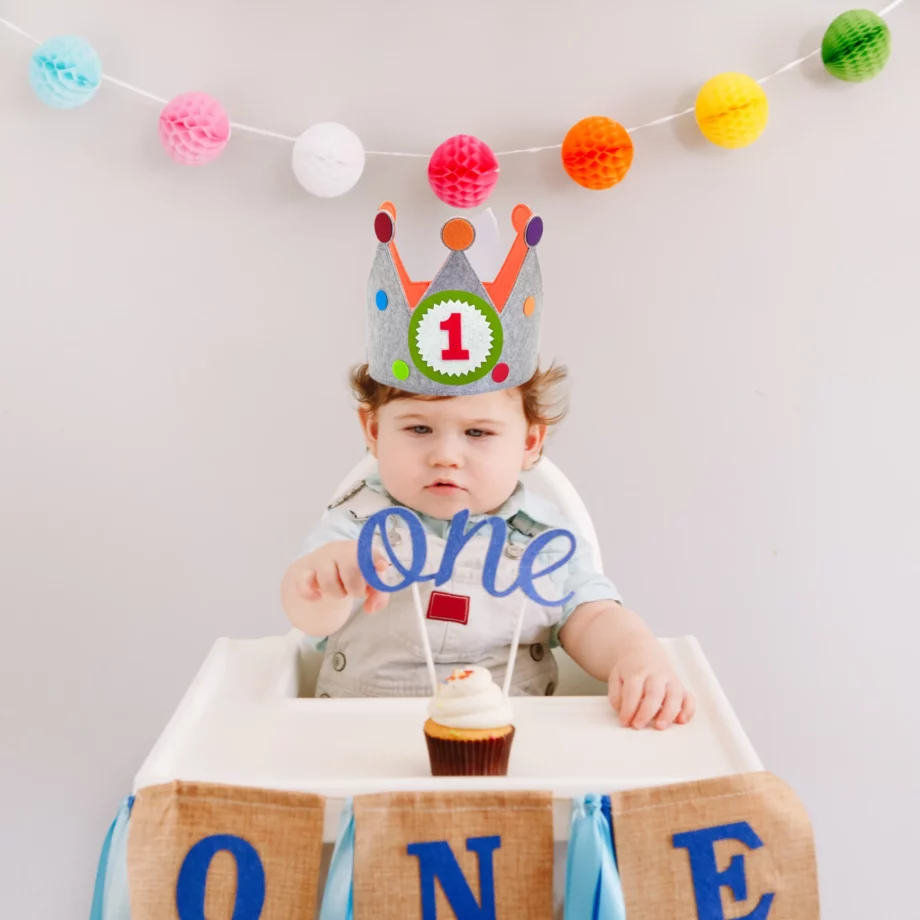 Corona para cumpleaños con números de 1 al 9